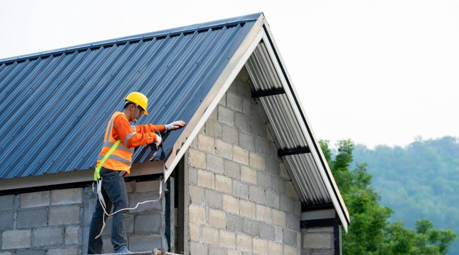 Professional gutter cleaning in Retsof, NY